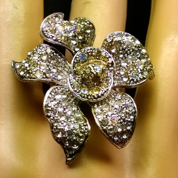 Vintage Flower Rhinestones Sexy Cocktail Ring